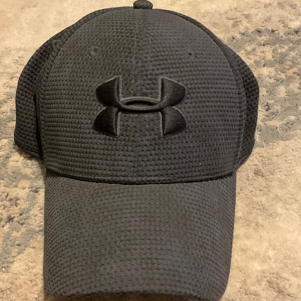 Under Armour Textured Black Hat